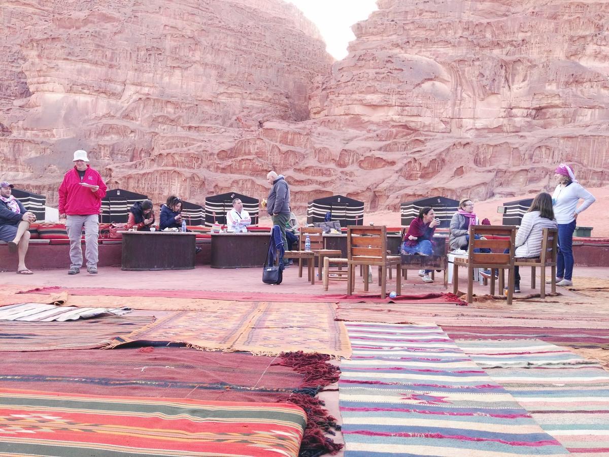 Rainbow Camp Hotel Wadi Rum Exterior foto