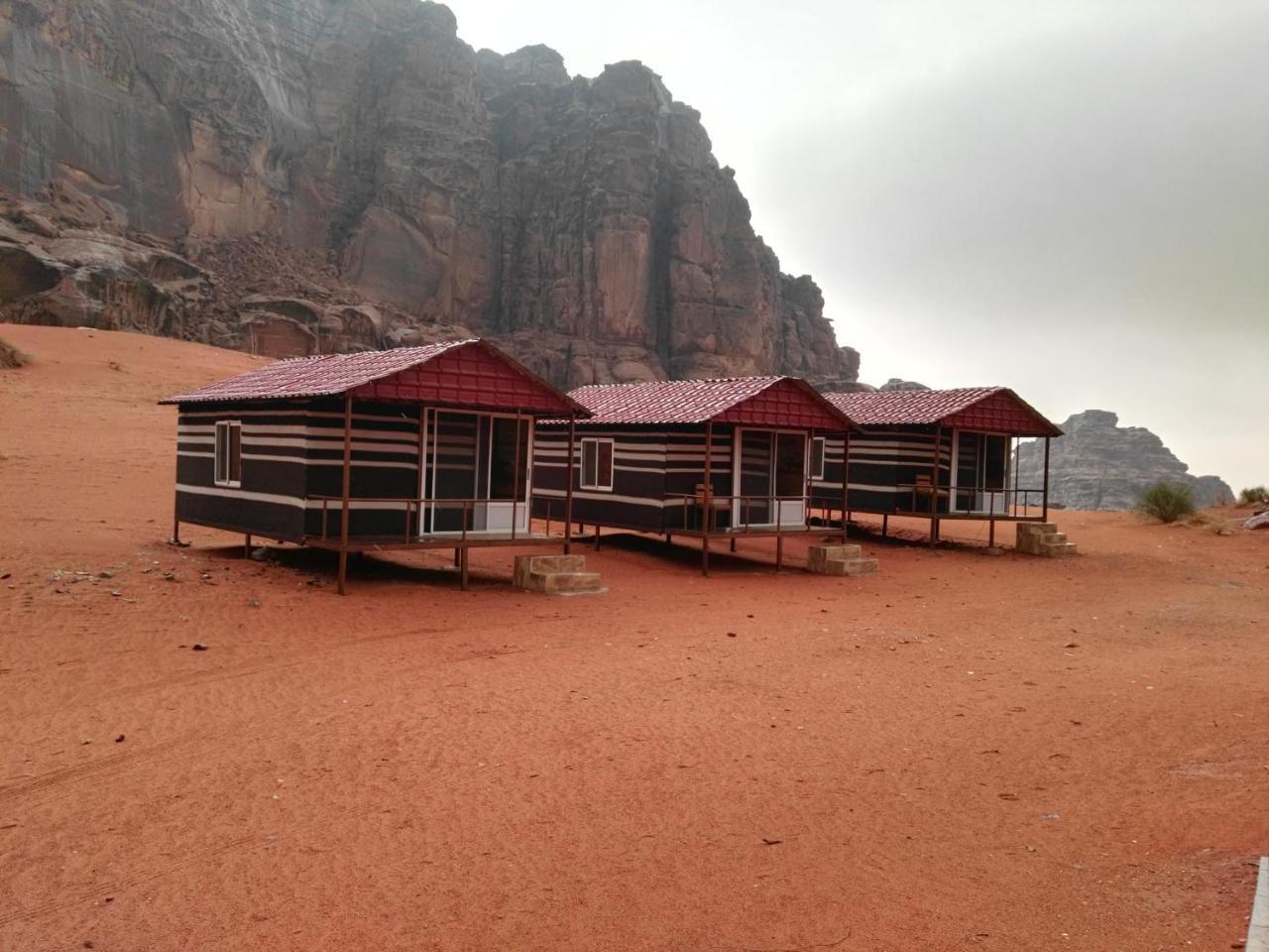 Rainbow Camp Hotel Wadi Rum Exterior foto